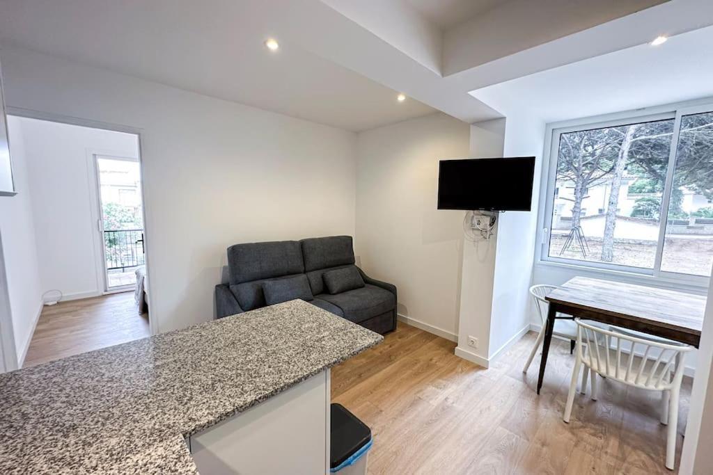 Can Romy Appartement T2F A 20M De La Plage De Cala Montgo L' Escala Εξωτερικό φωτογραφία